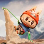 Figurka wspinacza Labubu 4