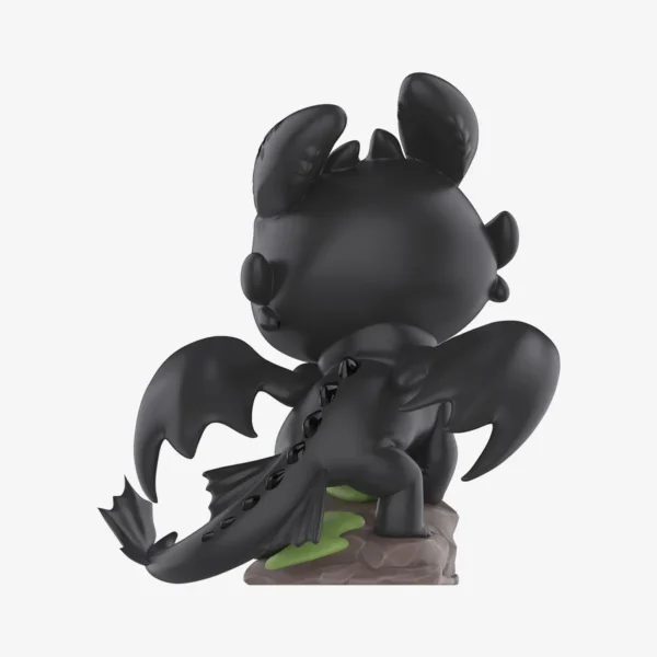 Labubu The Monsters Jak Wytresować Czarnego Smoka Figurka 4