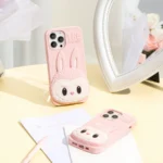 Różowy futerał na iPhone’a z motywem POTWORÓW 1