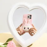 Różowy futerał na iPhone’a z motywem POTWORÓW 3